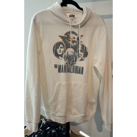 FIFTH SUN XL Star Wars The Mandalorian Pullover Hoodie Cara Dune IG-11‎ Grogu - Picture 1 of 4
